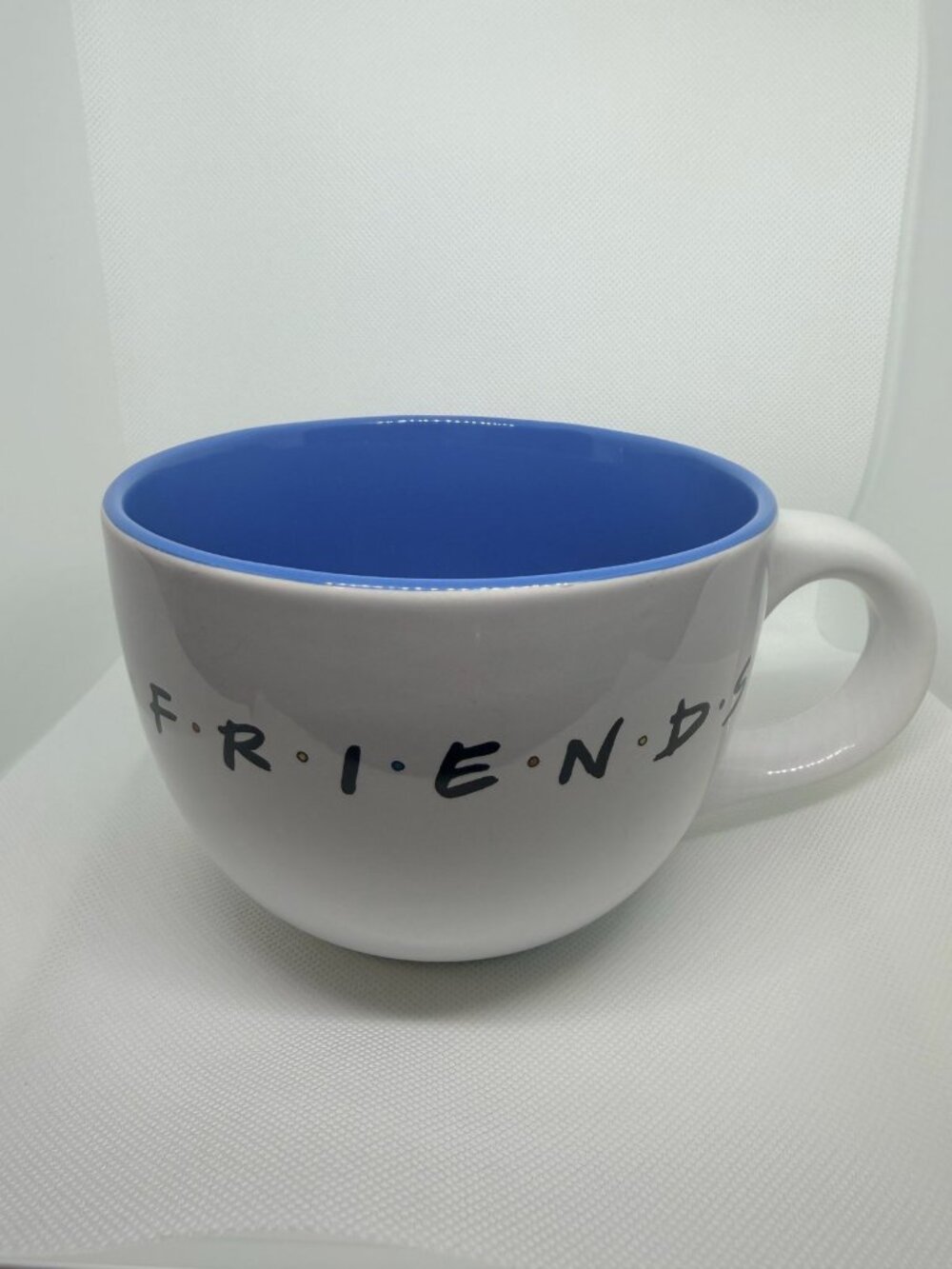 Friends Silver Buffalo 24oz Soup Latte Mug